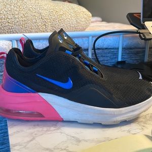 Nike women’s gym shoes size 8.5